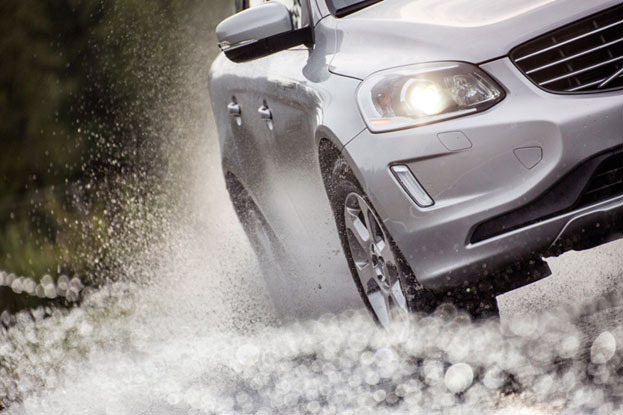 Высокие результаты летних шин Nokian Tyres в сравнительных тестах 2015